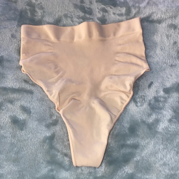L/XL SKIMS Seamless Sculpt Mid Waist Thong - NWOB - Picture 5 of 7